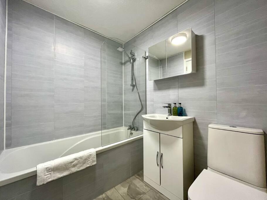 Fab Oxford City Centre Apartment Sleeps 6 With Exterior photo